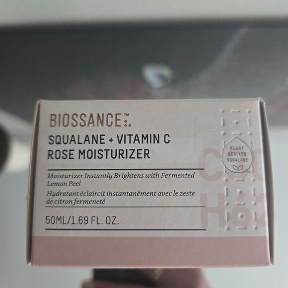 Biossance - Squalane + Vitamin C Rose Moisturizer - 50 ml / 1.69 fl oz - Picture 2 of 4